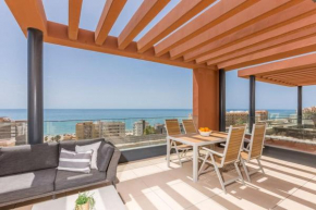 Casa Cielo - Penthouse with pool, Gym & parking